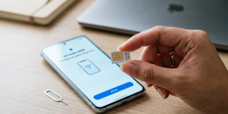 Chips de celulares podem chegar ao fim e usuários querem saber como ficam os números