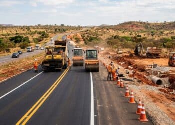 Obra de R$ 450 milhões na BR-080 avança em Brazlândia e deve liberar 8 km de pista duplicada
