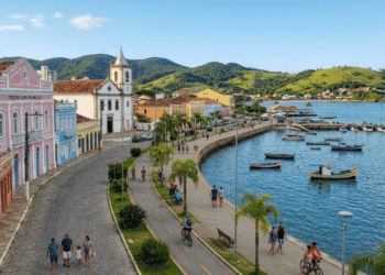Fundada por 182 casais em 1750, cidade vizinha à ilha tem inverno de 10 °C e teatro que quase virou caminhão