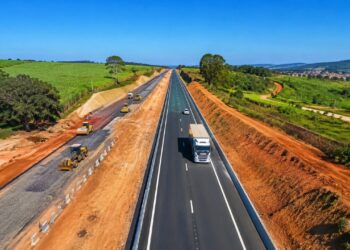 Governo de SP finaliza nova duplicação na SP-191 e moderniza corredor estratégico entre Araras e Rio Claro com investimento de R$ 169 milhões