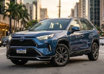 SUV elenca motorização híbrida de segunda geração, potência combinada de 239 cv e reposicionamento de mercado.