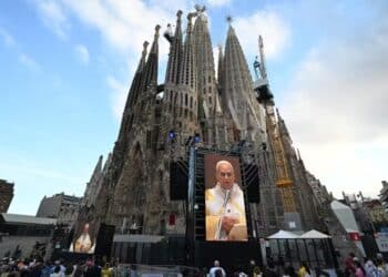Cerimônia marca inauguração de torre da icônica basílica - Foto: Matteo Secci/ZUMA Press Wire via Reuters