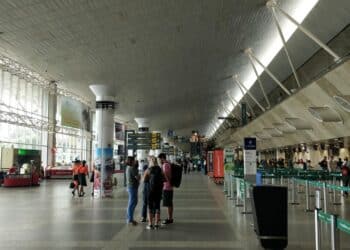 Estrangeira segue vivendo há seis meses no Aeroporto de Belém e situação leva o MPF a pedir ação urgente da Justiça