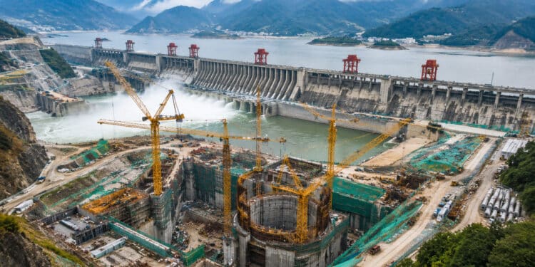 Megaobra para novo canal na Barragem das Três Gargantas é iniciada pela China com investimento de R$ 57,8 bilhões