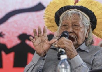 Cacique Raoni é internado em estado grave na UTI em Mato Grosso e está sob cuidados intensivos