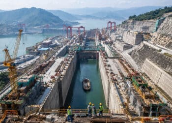 Megacanal de R$ 57,7 bilhões começa a ser construído pela China na Barragem das Três Gargantas e promete transformar o entroncamento em um dos maiores projetos fluviais do mundo