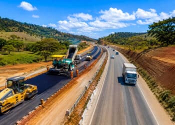 Duplicação da BR-365 avança com investimento de R$ 265 milhões e promete transformar importante corredor de MG com obras concluídas até 2028