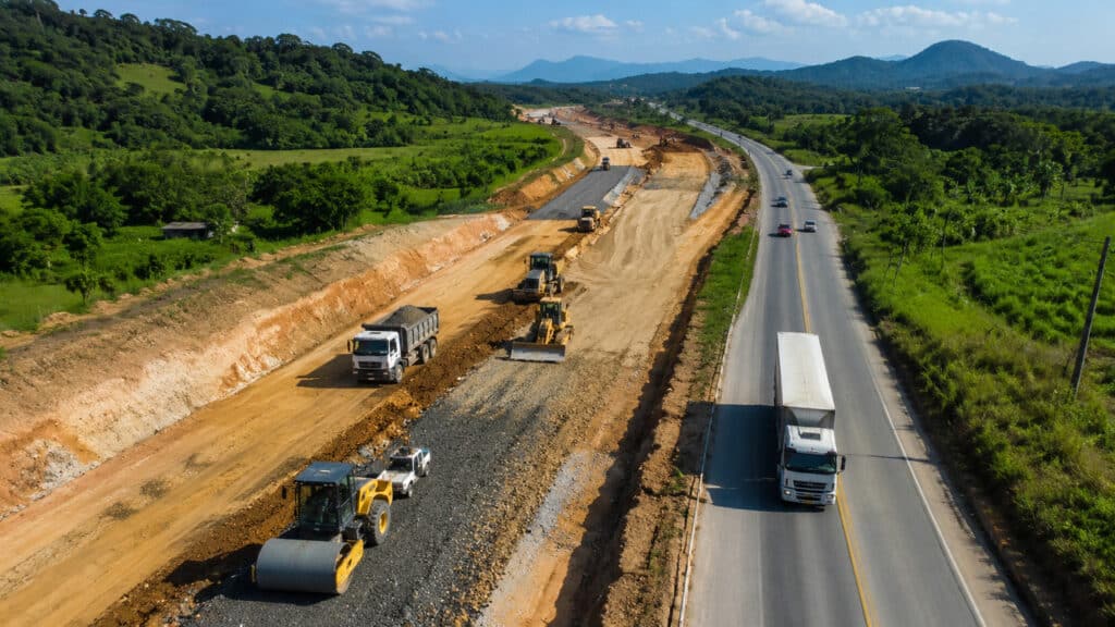 Santa Catarina atualiza prazo de obra de R$ 230 milhões em uma das principais rodovias de SC para reduzir congestionamentos e beneficiar cerca de 20 mil motoristas por dia