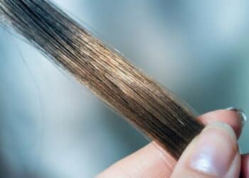Produto acessível promete efeito de cabelo bem cuidado sem sair de casa