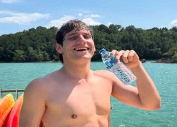 Pai de youtuber afirma que morte em queda de helicóptero no Rio de Janeiro "não foi acidente"