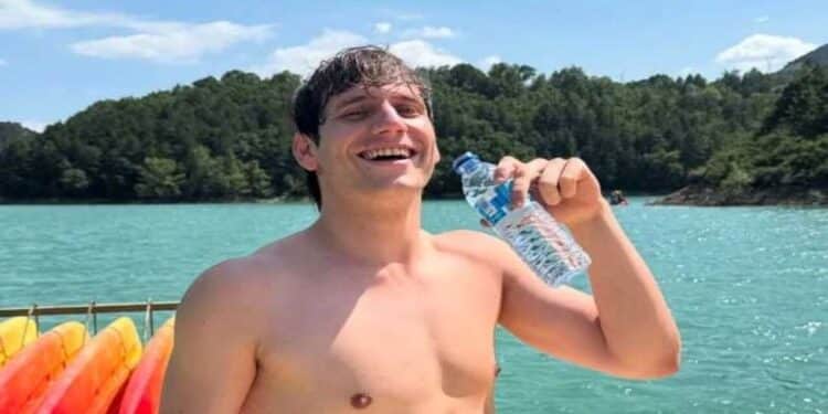 Pai de youtuber afirma que morte em queda de helicóptero no Rio de Janeiro "não foi acidente"