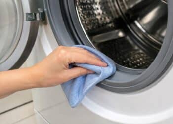 Limpeza simples ajuda a manter a borracha da máquina sempre higienizada, segundo especialistas