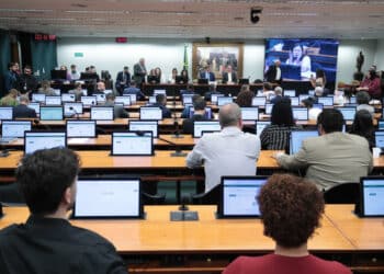 CCJ aprova a admissibilidade da PEC para redução da maioridade penal - Foto: Bruno Spada/Câmara dos Deputados