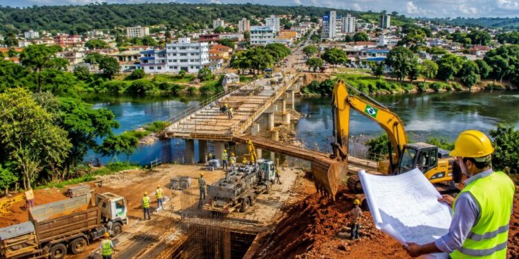 Paraná anuncia megainvestimento de R$ 34 milhões para melhorar saúde, infraestrutura e construção de novas pontes em cidade estratégica do estado
