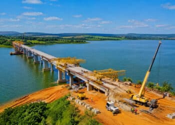 Nova ponte de R$ 67,9 milhões em Goiás vai substituir balsa, reduzir viagem em mais de 100 km e transformar ligação entre cidades com estrutura de 420,8 metros