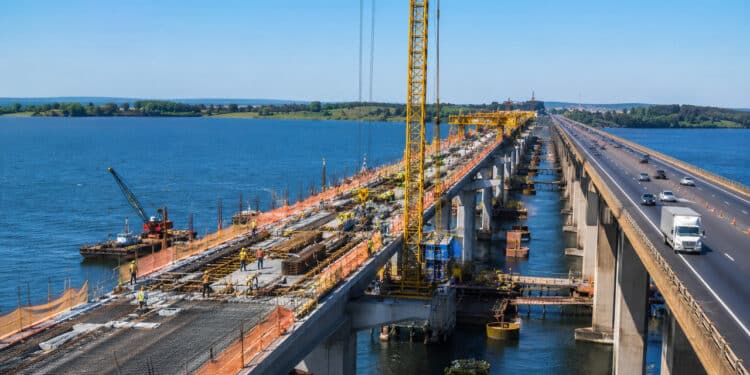 Maior ponte do estado de São Paulo passa por transformação com megaobra de R$ 387 milhões que entra na reta final para reduzir gargalos históricos na região