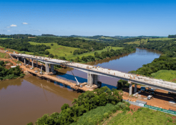 Nova ponte de R$ 27 milhões vai melhorar a mobilidade entre cidades do Paraná e reduzir viagem de 1h15 para 20 minutos
