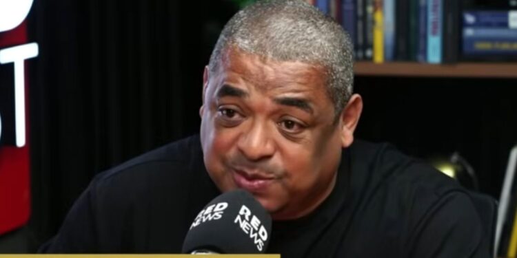 Vampeta revela bastidores de suposto problema financeiro de Raphinha; entenda