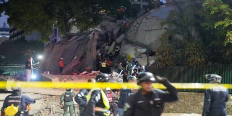 Iniciativa popular aponta número alarmante de mais de 8 mil desaparecidos após forte terremoto na Venezuela
