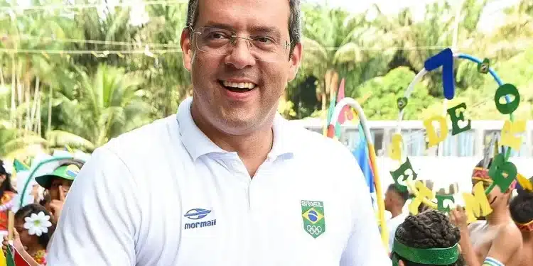 Eleições 2026: trabalho de Clécio Luís no governo estadual é aprovado por 55% da população amapaense (Facebook/Divulgação)