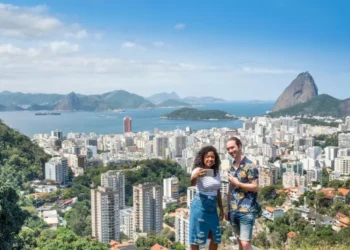 Dados do mercado imobiliário ajudam a mostrar como viver no Rio pagando aluguel ficou mais caro nos últimos anos. Imagem: Alex Robinson/ Getty