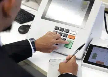 TSE (Tribunal Superior Eleitoral) abre consulta pública para aquisições de novas urnas para 2028  • Alejandro Zambrana/Secom/TSE
