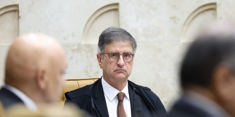 Para Transparência Intemacional, PGR deveria investigar relação entre
familia Moraes e Banco Master. (Foto: Luiz Silveira/STF)