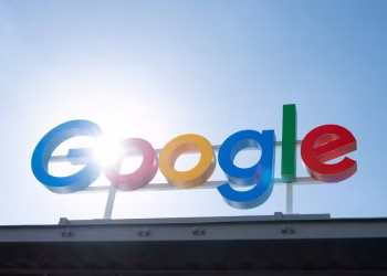 Empresas de mídia digital têm expressado frustração com o Google, à medida que as ferramentas de inteligência artificial substituem as buscas tradicionais — Foto: Bloomberg