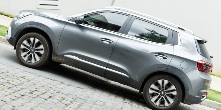 Carro pode desligar o ar-condicionado na ladeira (Christian Castanho/Quatro Rodas)