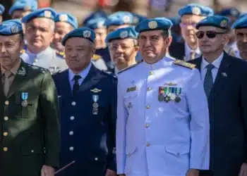 Após mudanças tímidas em 2019, cresce a pressão para que uma nova reforma enfrente o déficit do sistema de proteção social das Forças Armadas (Foto: Joédson Alves/Agência Brasil)