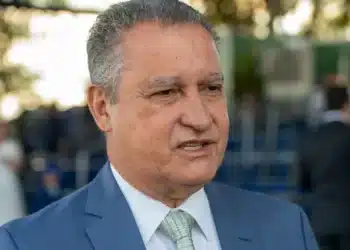 O ex-ministro-chefe da Casa Civil Rui Costa no desfile de 7 de Setembro
Imagem: Ailton Fernandes | CC