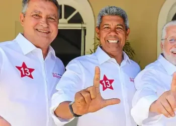 Da esquerda para a direita: Rui Costa, Jeronimo Rodrigues e Jaques Wagner. Trio petista governa a Bahia desde 2007 | Foto: Divulgaçao/PT-BA