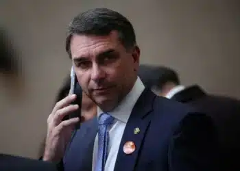 Senador Flávio Bolsonaro em Brasília  • 12 de maio de 2026REUTERS/Adriano Machado