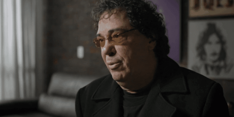 Walter Casagrande Jr., ex-jogador e atual comentarista, abre sua vida em série documental
Imagem: Reprodução/Globopla