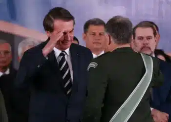Bolsonaro em cerimônia militar em Brasília
Imagem: Pedro Ladeira - 11.jan.2019/Folhapress
