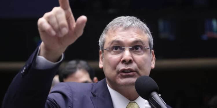 Lindbergh Farias
Crédito: Bruno Spada/Câmara dos Deputados