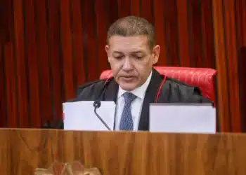 O presidente do TSE (Tribunal Superior Eleitoral), ministro Nunes Marques.  • TSE