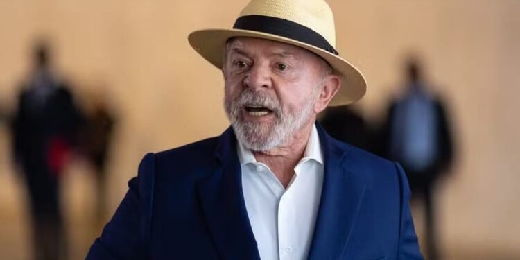 Presidente Lula em evento no Palácio do Itamaraty — Foto: Brenno Carvalho / Agência O Globo
