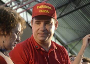 Candidato do PT ao Governo do RN, Cadu Xavier, presta esclarecimentos ao TCE - Foto: José Aldenir