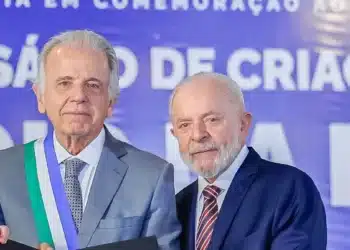 Presidente Luiz Inácio Lula da Silva durante comemoração do aniversário da pasta, ao lado do Ministro da Defesa, José Múcio  • 28/08/2024 - Ricardo Stuckert/PR