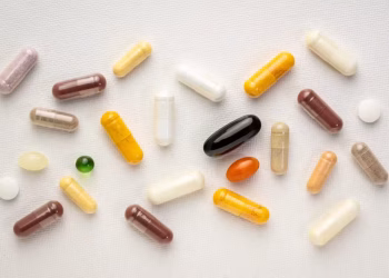 Suplementos alimentares — Foto: Adobe Stock