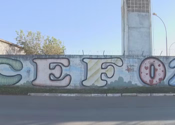 Centro de Ensino Fundamental II da Estrutural, no Distrito Federal — Foto: TV Globo/Reprodução