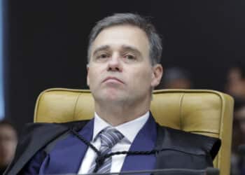 Medidas de André Mendonça para preservar investigação tem sido contestadas pela PF de Andrei Rodrigues (Foto: Rosinei Coutinho/STF)