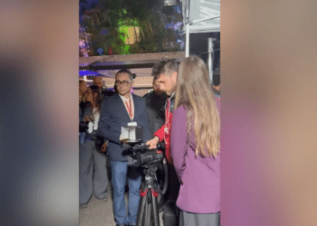 Cinegrafista foi expulso do debate após agredir jornalista  • Reprodução/Rádio Bandeirantes