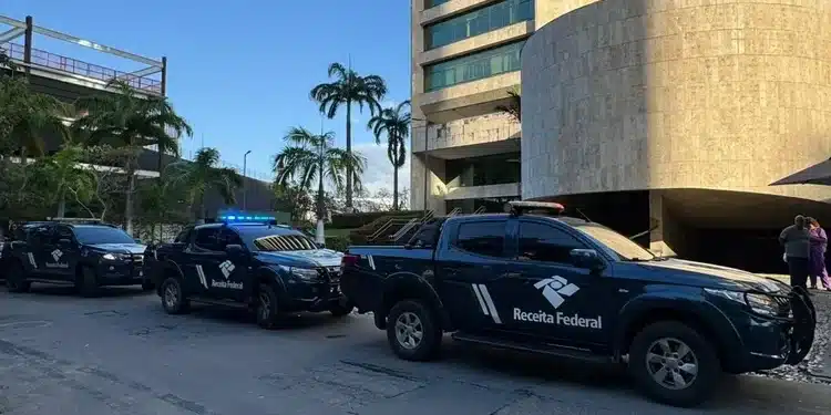 Operação Jogo de Sombras: MPF e Receita Federal cumprem mandados contra suposto esquema de sonegação e lavagem de dinheiro ligado a bets. (Divulgação/Receita Federal)