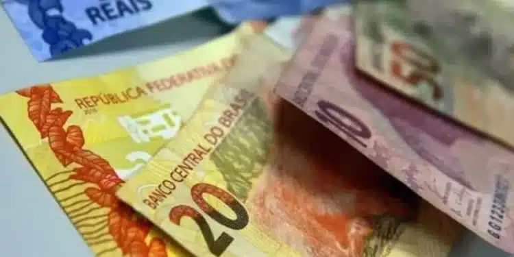 Notas de real • Marcello Casal Jr/Agência Brasil