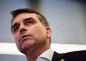 Senador Flávio Bolsonaro, em Brasília  • , 19 de maio de 2026. REUTERS/Mateus Bonomi