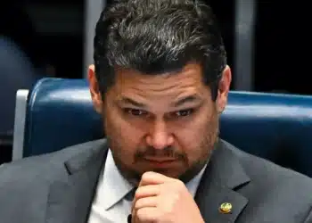 Grupo Davi Alcolumbre governa o Amapá há, pelo menos, 11 anos, e teve cinco governos (20 anos) desde 2003 (Andre Borges/EFE)