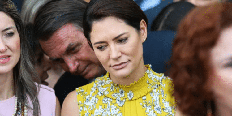 TRE-DF libera propaganda de Michelle Bolsonaro com imagem do ex-presidente
WILTON JUNIOR/ESTADÃO CONTEÚDO/AE