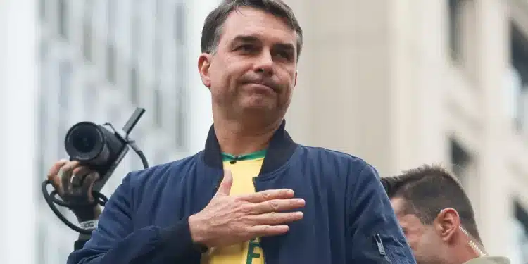 O candidato à presidência da República Flávio Bolsonaro (PL)  • GABRIEL SILVA/RASPRESS/ESTADÃO CONTEÚDO